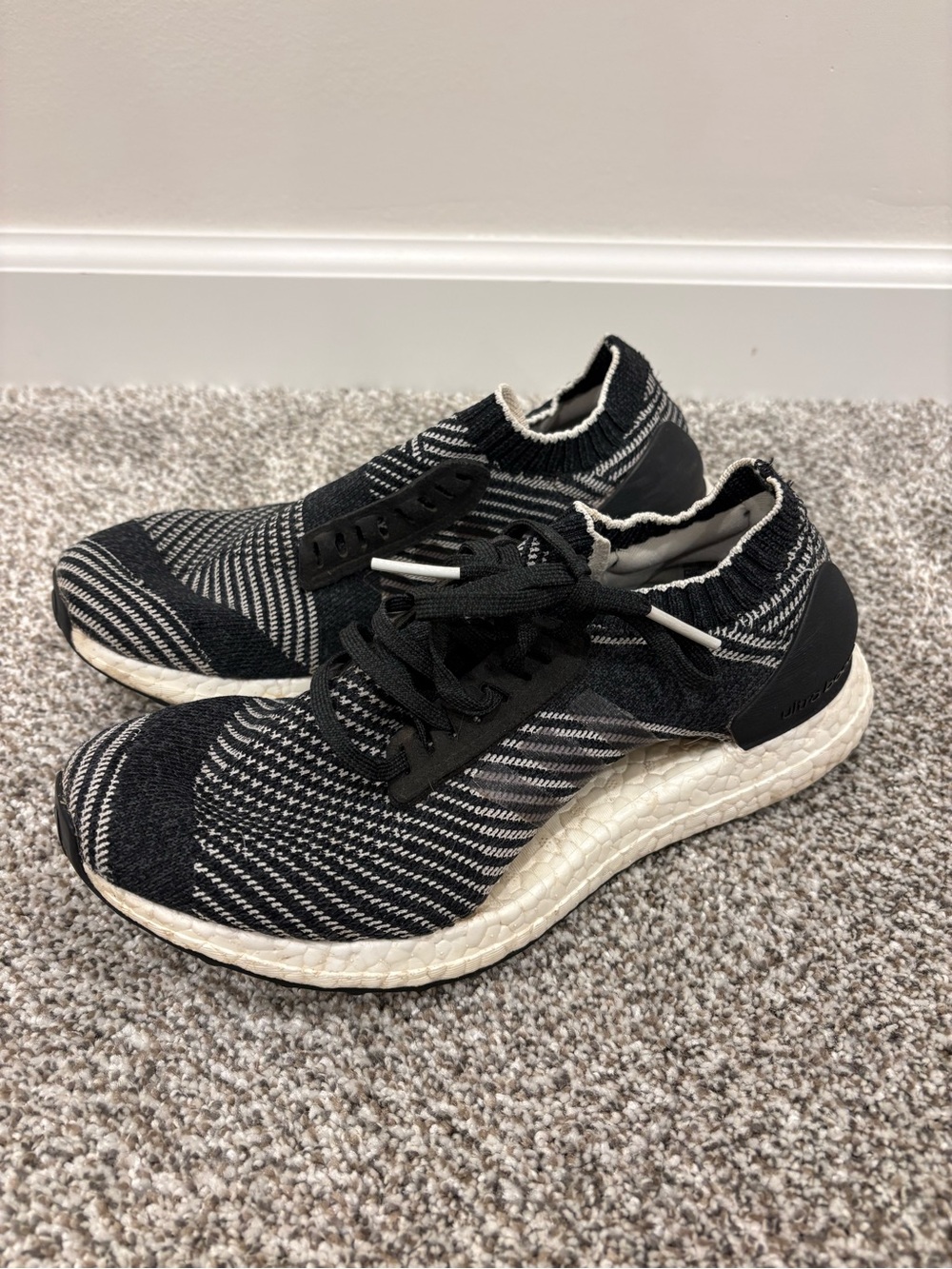 Adidas Women’s Black Ultraboost Sneakers - Black/White